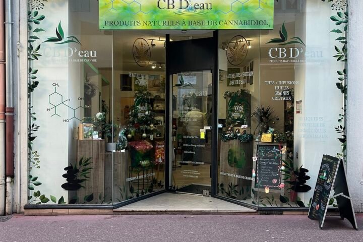 Devanture d'une boutique de CBD dans une rue commerçante